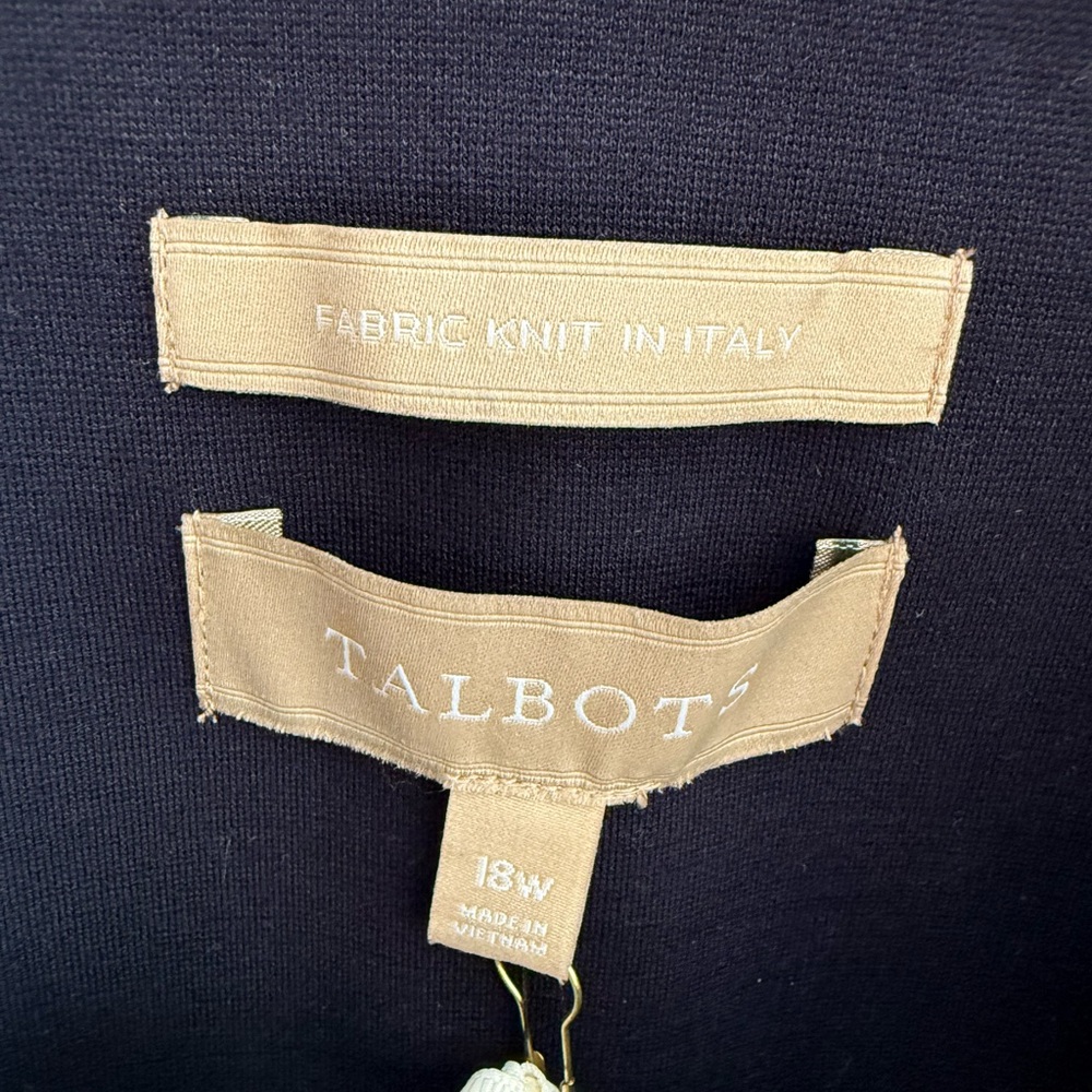 NWT: Talbots Women's Classic Navy Blazer with White Trim, 18W - Picture 3 of 8